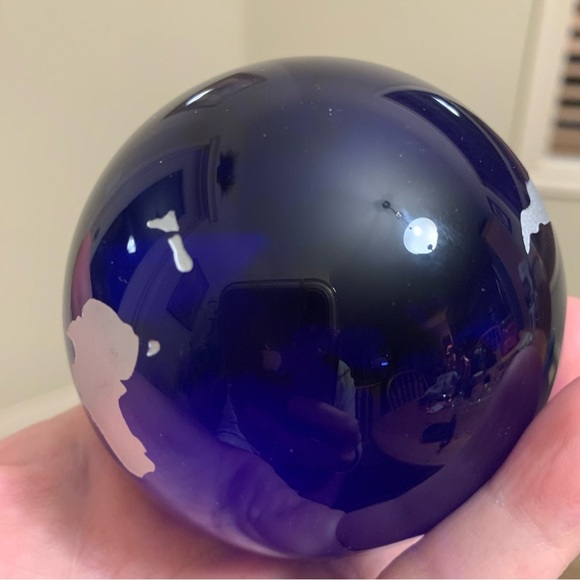 Blue sphere of the World 🌏 - Picture 5 of 11